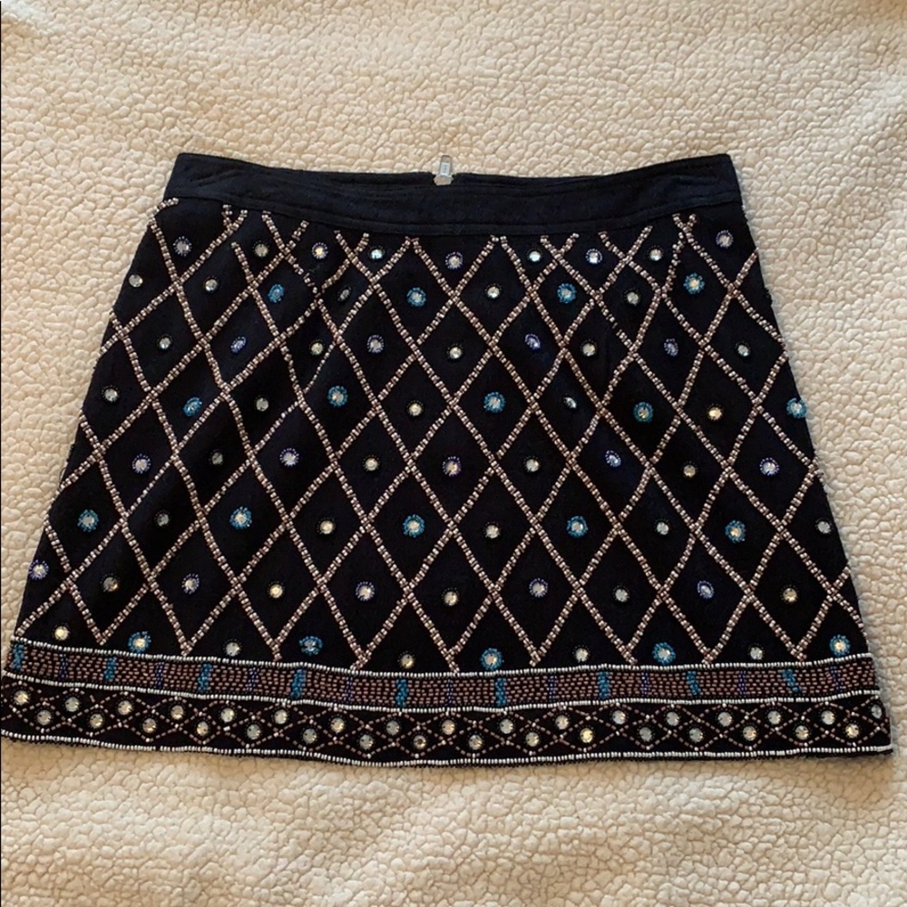 Embroidered skirt